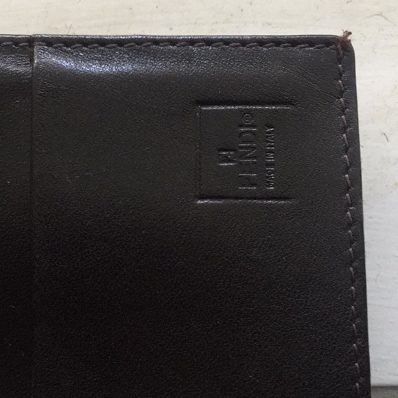 FENDI Authentic MONOGRAM Wallet Brown Leather - Picture 4 of 4